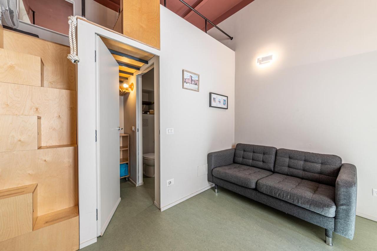 Xenia Apartments - Accogliente Pied-A-Terre Sui Navigli Milaan Buitenkant foto